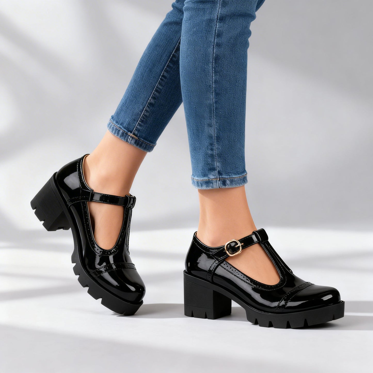 Clara | Eleganta Mary Janes med T-Riemen och Stabil Klack