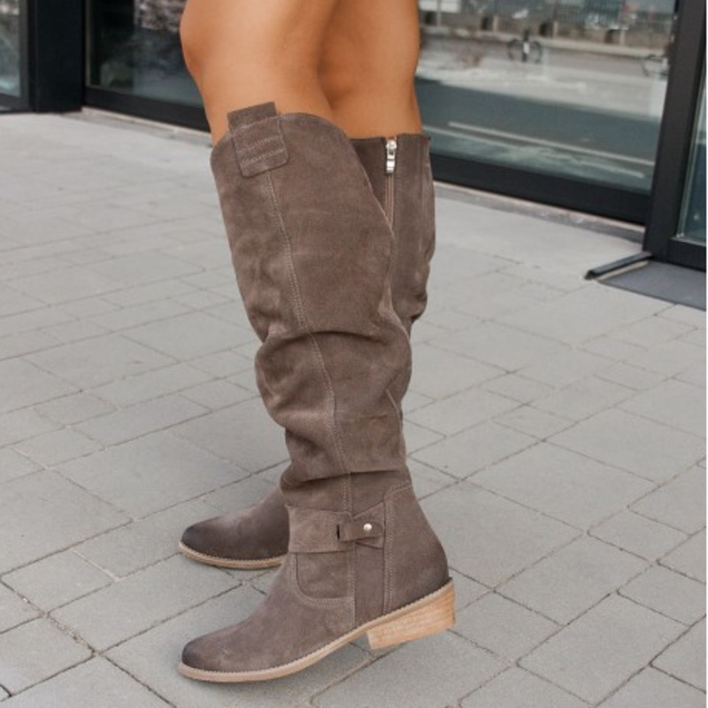 Elara | Retro Stövlar med Chunky Klack