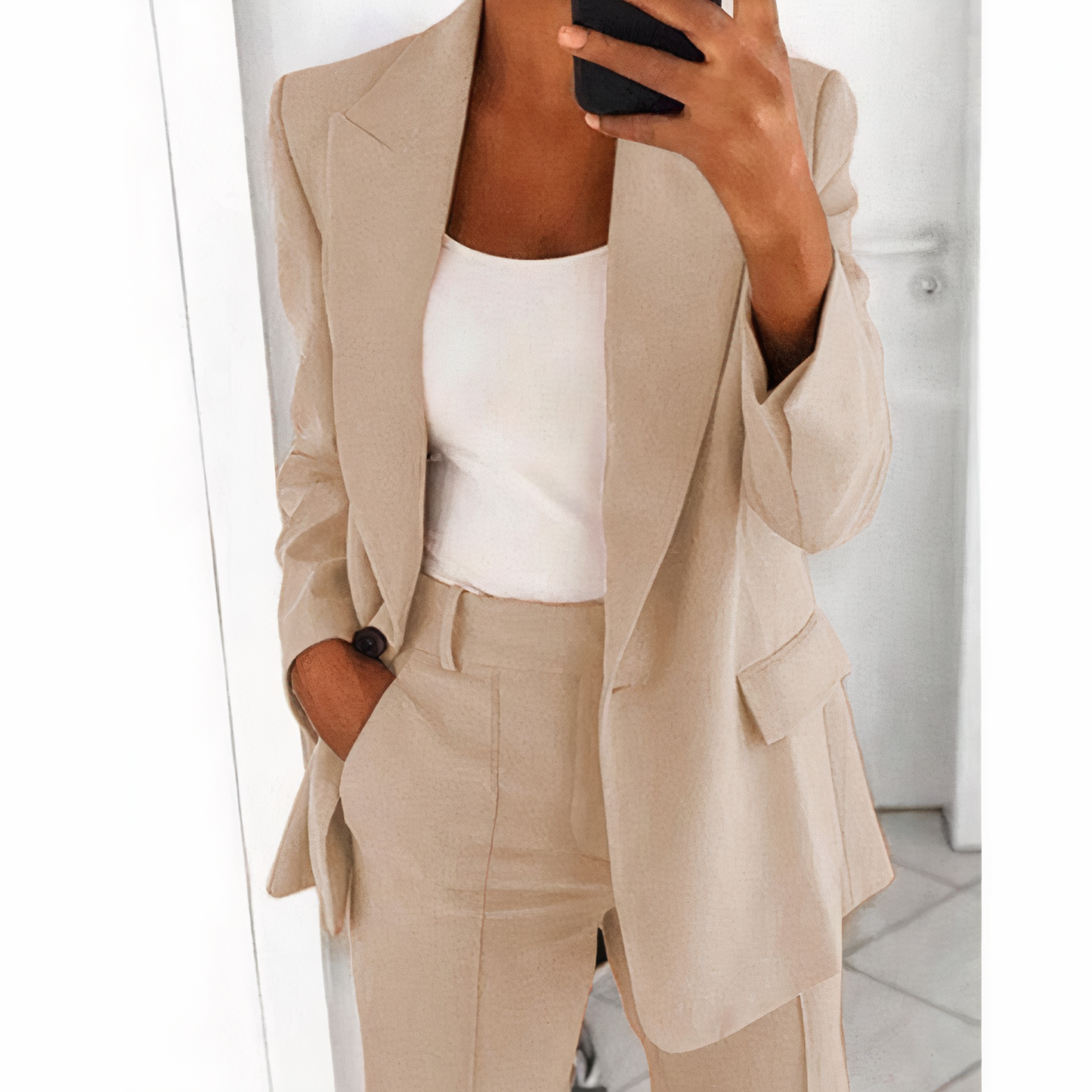 Stilren Blazer och Byxor Set för Kvinnor - Lätt och Elegant