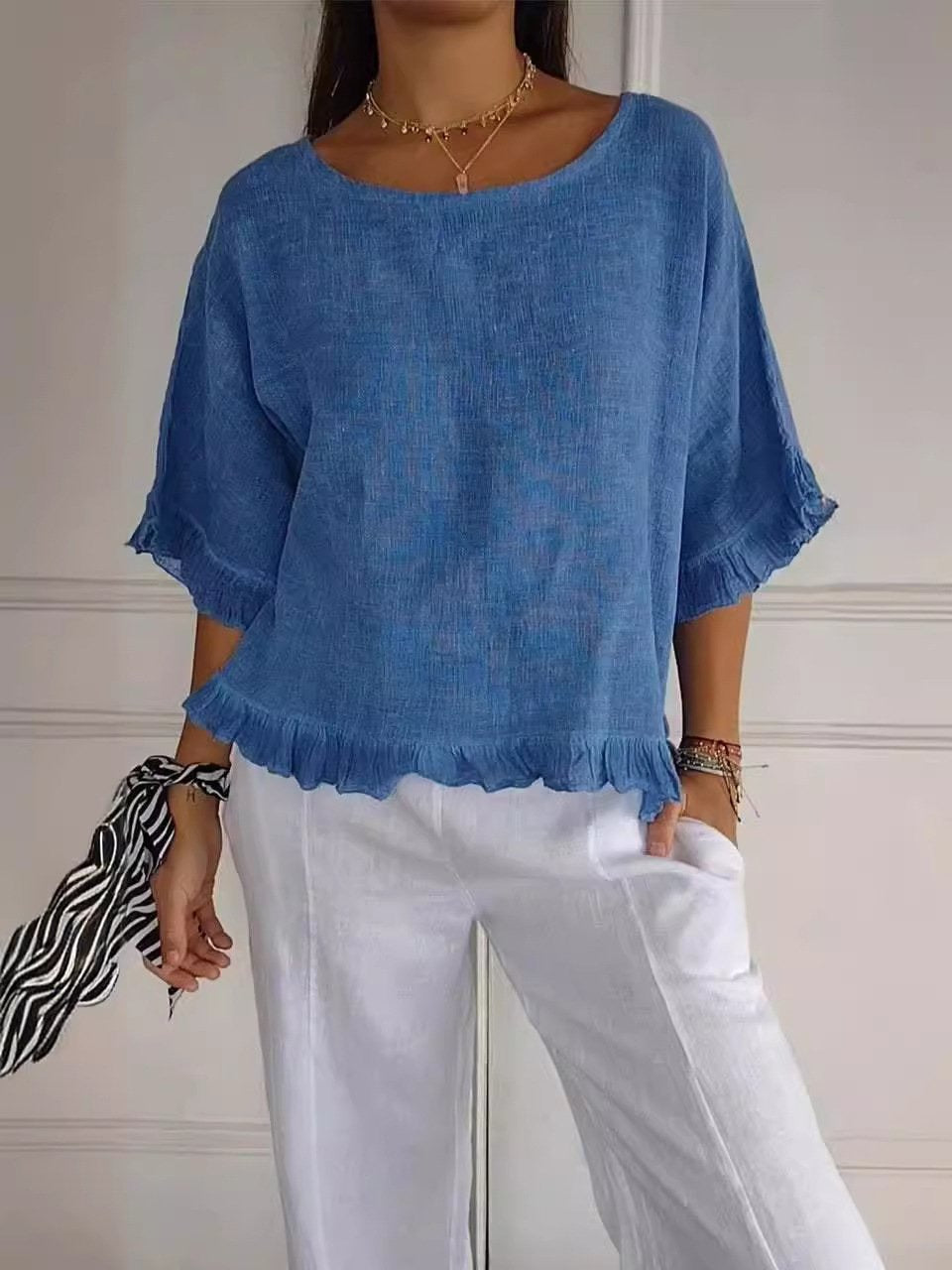 Feminine Blus med Rynkade Detaljer för Eleganta Stunder