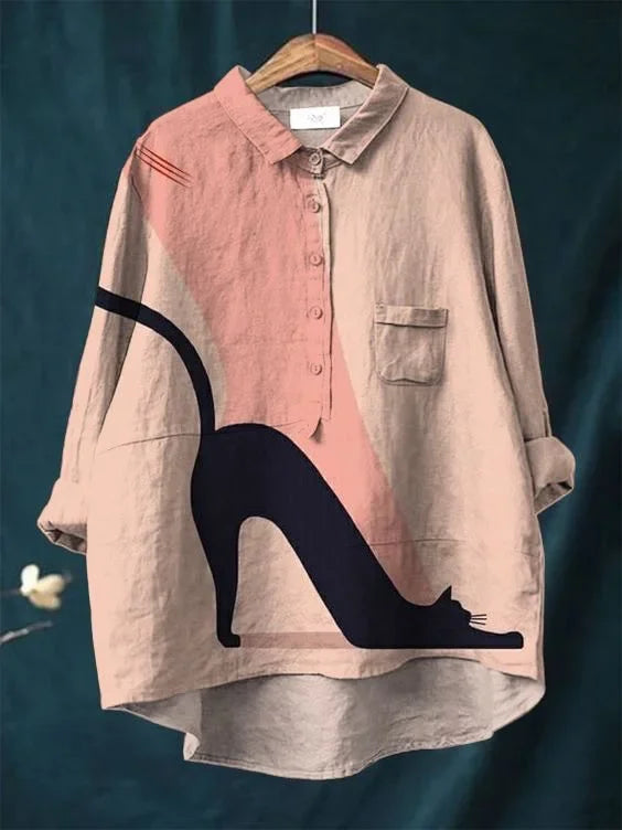 Kattiga Chic – Oversize Blus med Konstnärligt Tryck