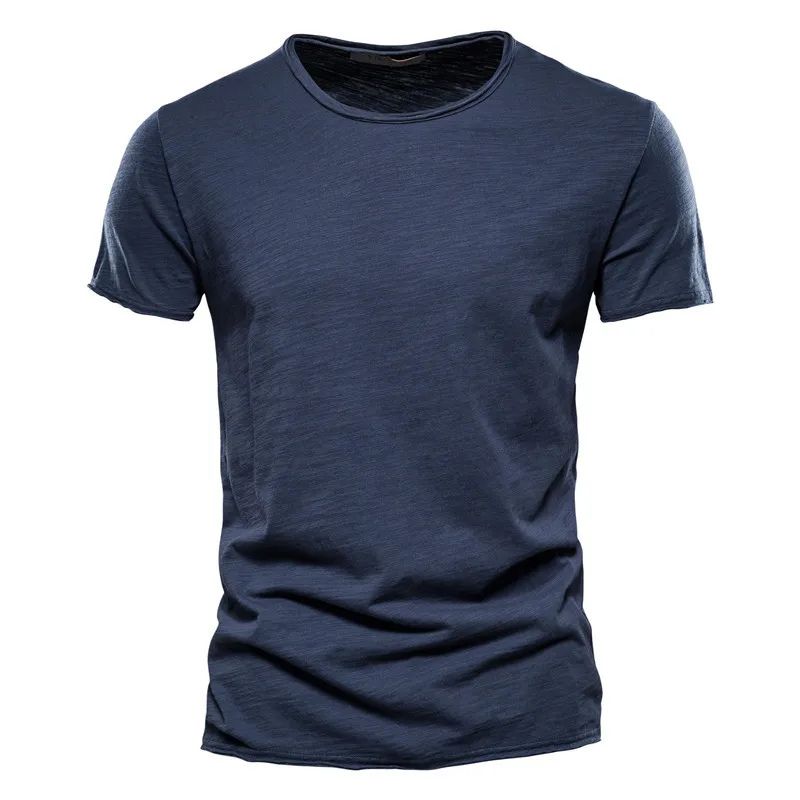 Luftig sommar-T-shirt för män med stil