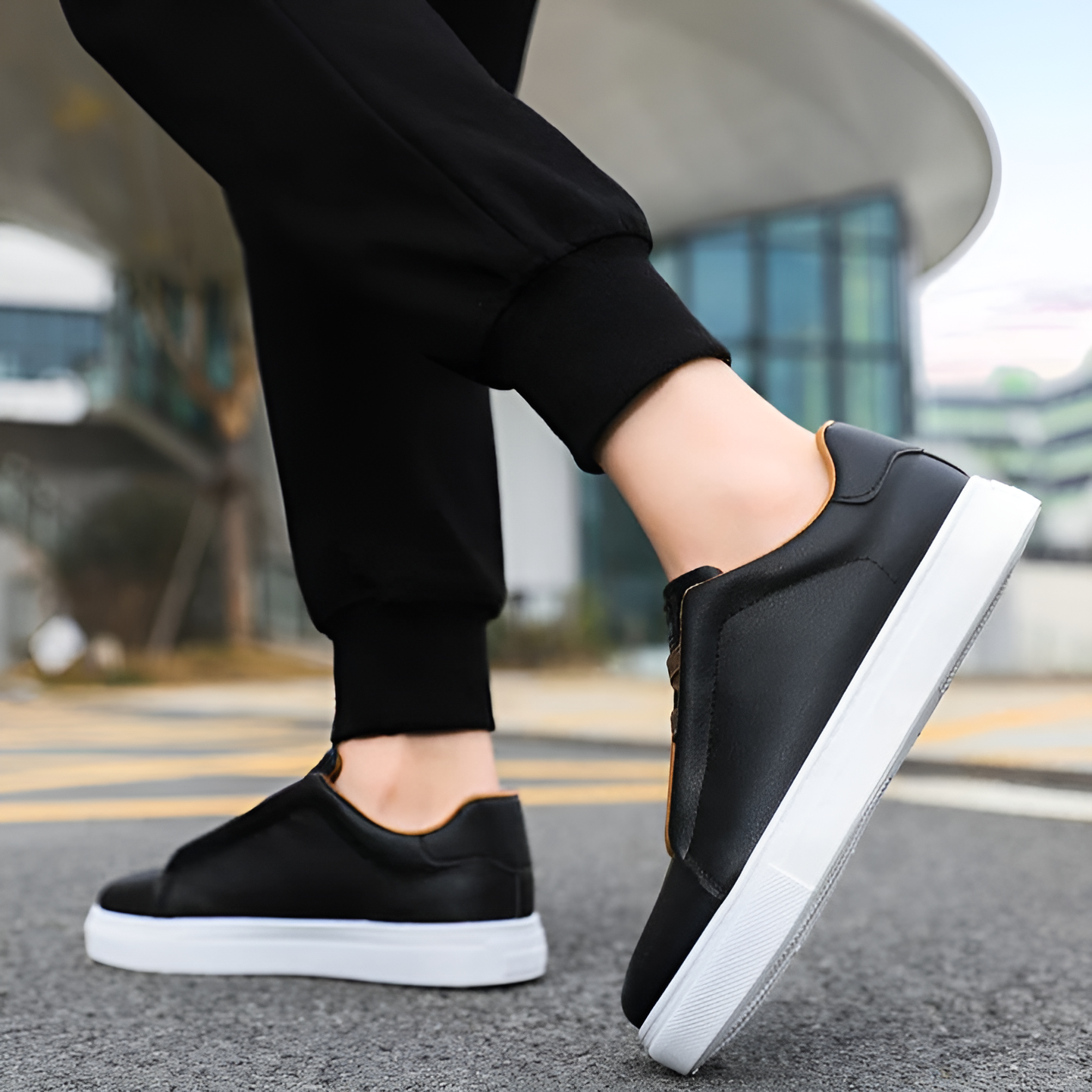 Elevér Dit Look med Vores Trendy Sneakers