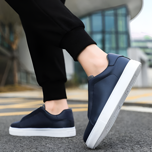 Lyft din look med våra trendiga sneakers
