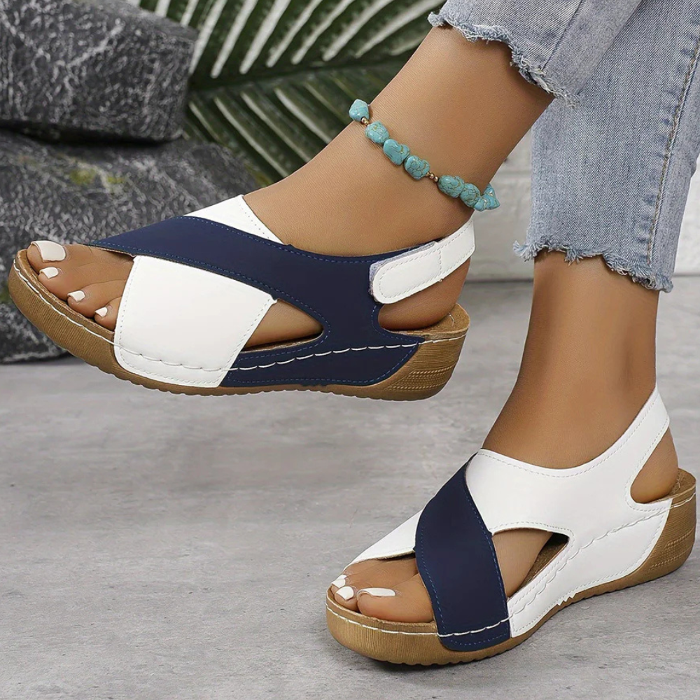 Klassiske Sandaler med Stil og Komfort