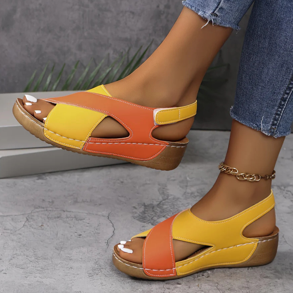 Klassiske Sandaler med Stil og Komfort
