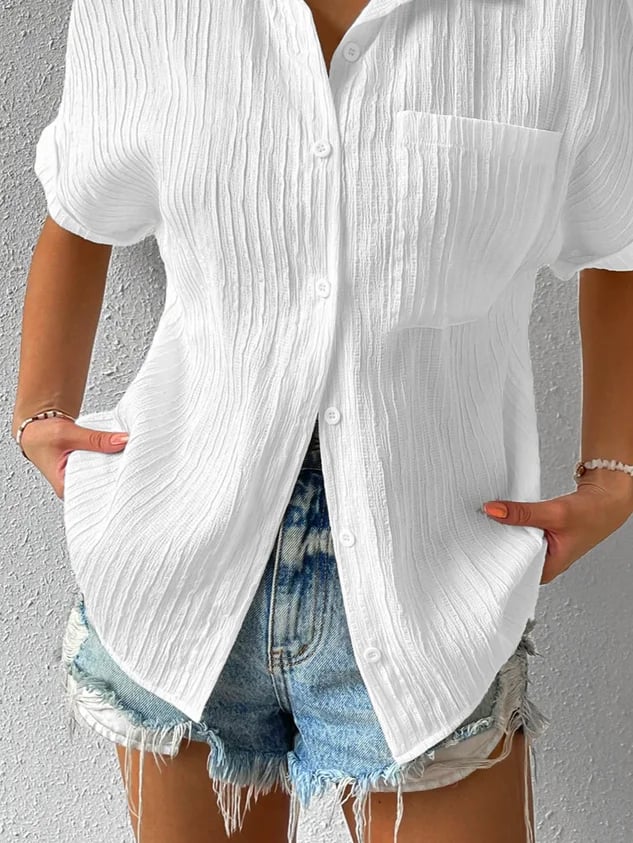 Elegant Knapbluse med Krave til den Stilbevidste Kvinde