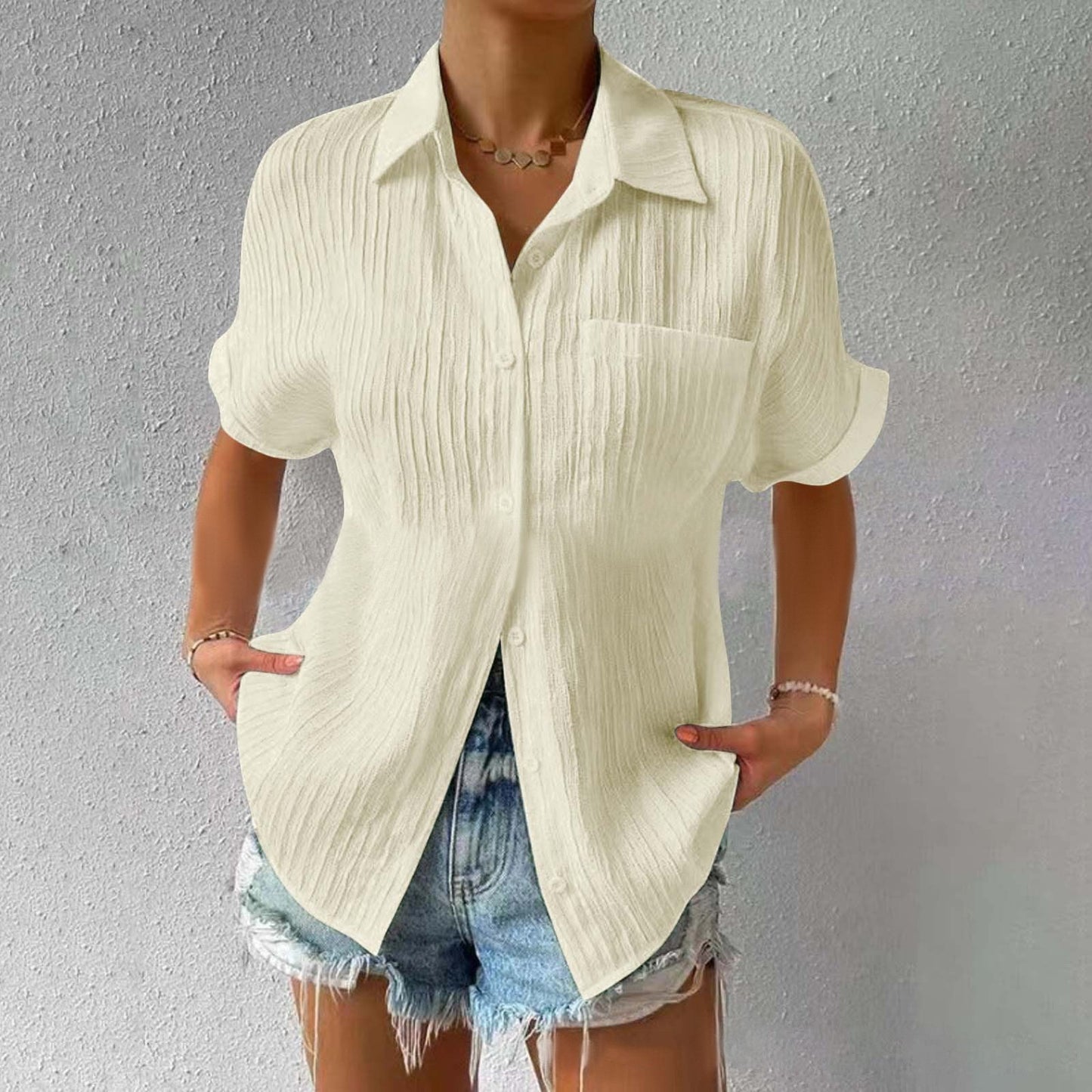Elegant Knapbluse med Krave til den Stilbevidste Kvinde