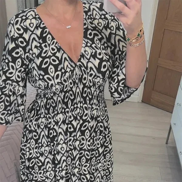Elegant Lang Kjole med V-Hals og Taljeindsnøring