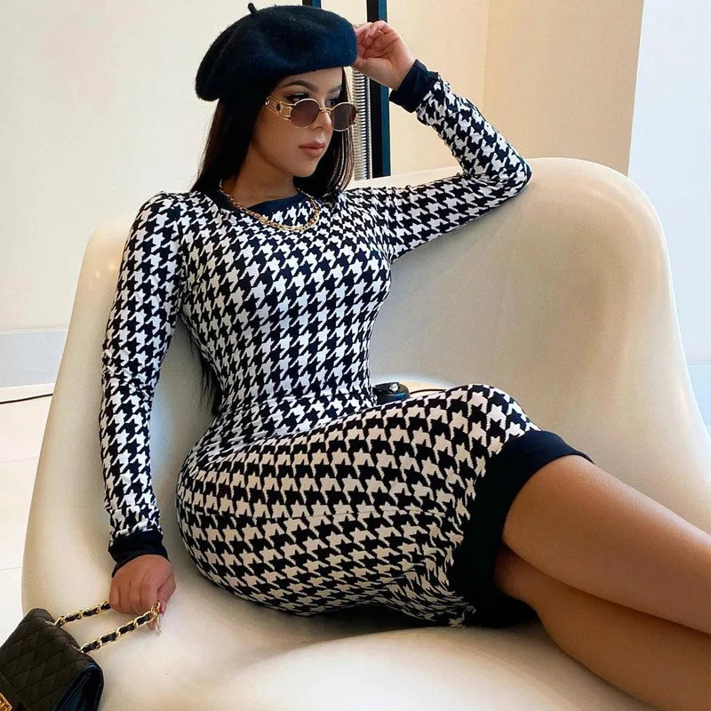 Elegant Midi Kjole - Alina