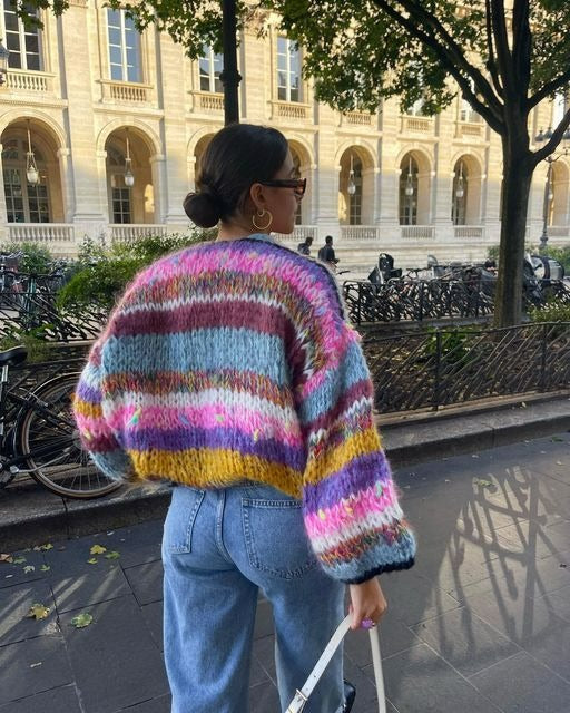 Färgglad Stickad Kort Cardigan med Puffärmar för Kvinnor - Livia