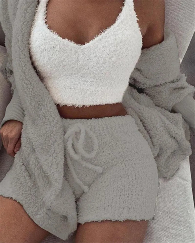 Chict Set med Kort Topp, Lång Cardigan och Bekväma Shorts