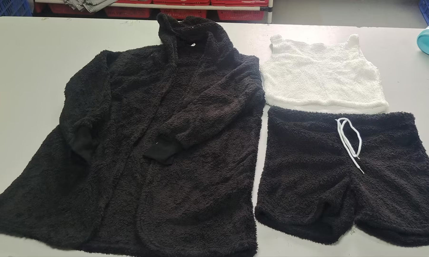 Chict Set med Kort Topp, Lång Cardigan och Bekväma Shorts