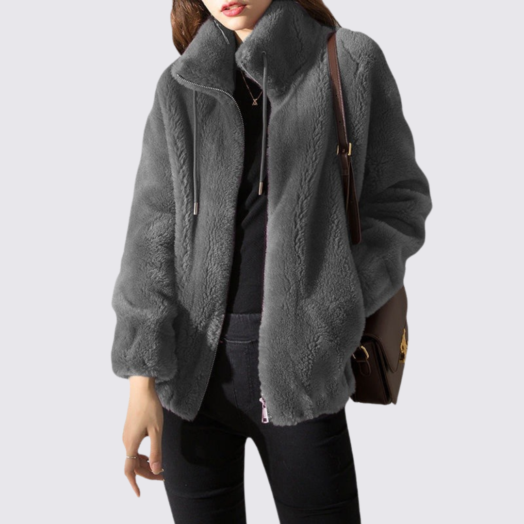 Dame Teddy Jakke med Lynlås – Ståkrave – Lunt Og Krammende