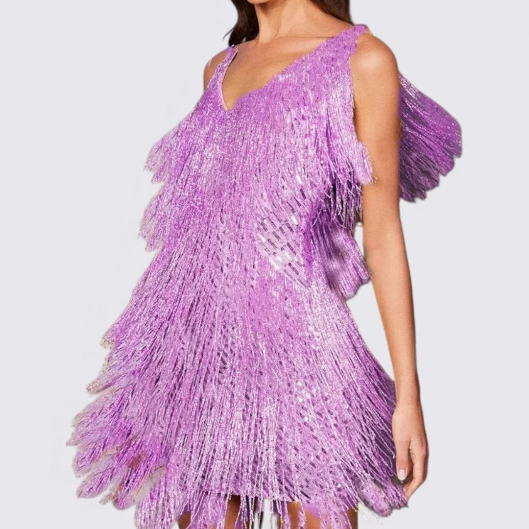 Damekjole med frynser – V-udskæring kjole – Ærmeløs