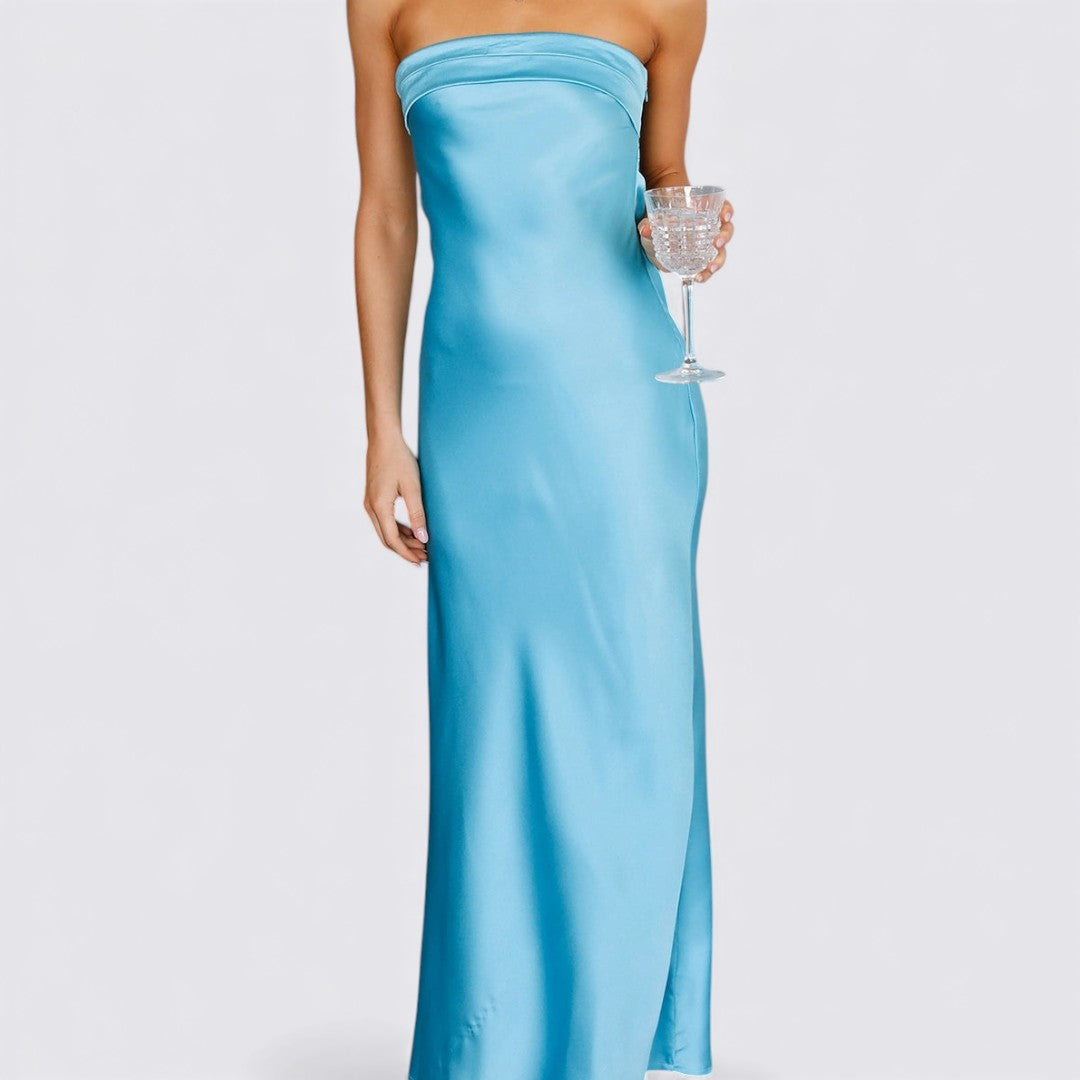 Damekjole med stropper – ærmeløs – figursyet lang