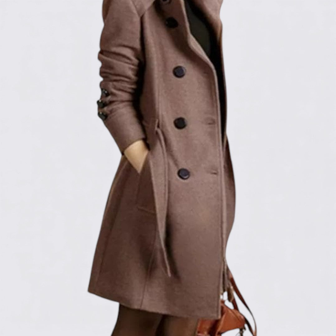 Damejakke med knaplukning – Knælængde – Taljeret snit