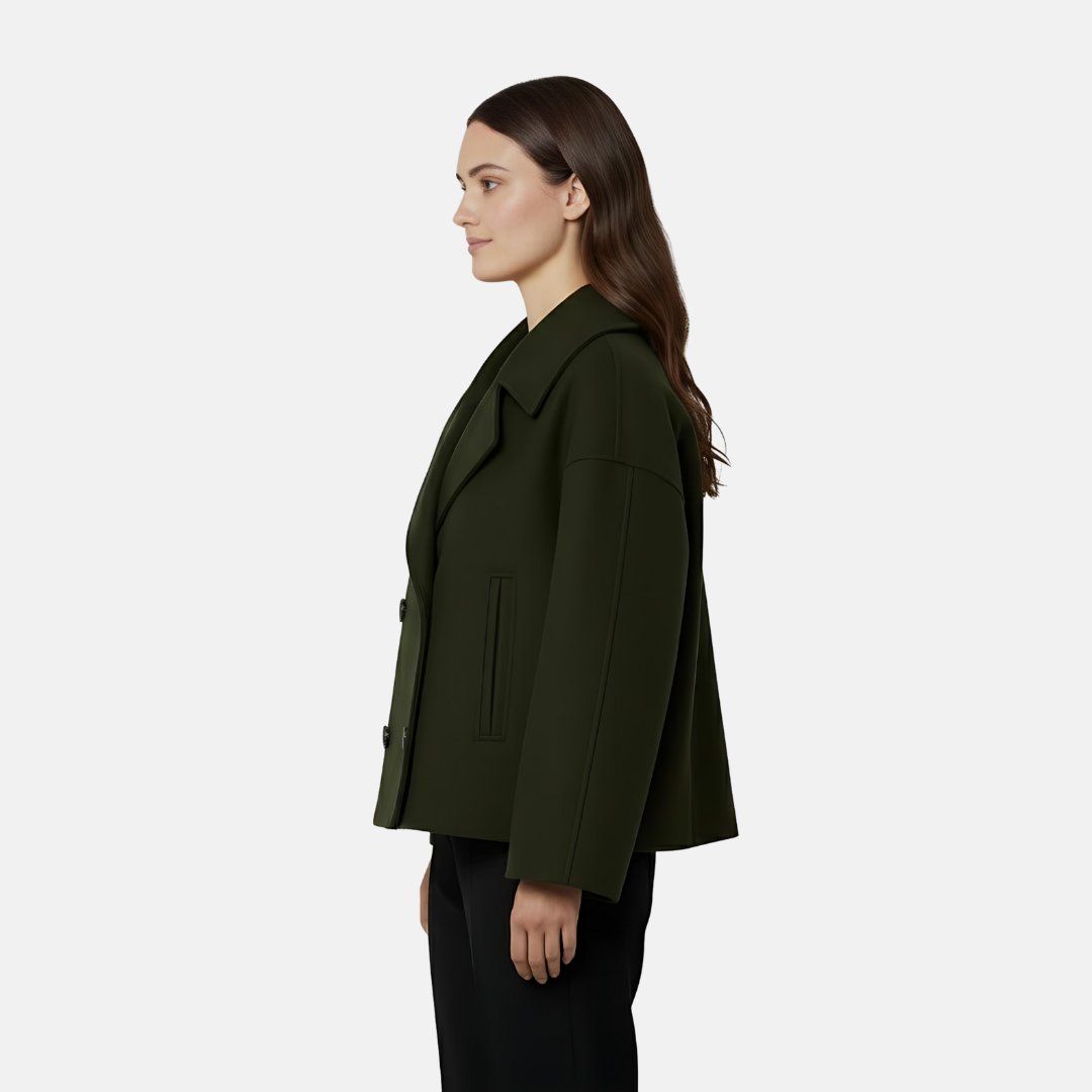 Damefrakke med knaplukning – Kort skåret – Klassisk snit