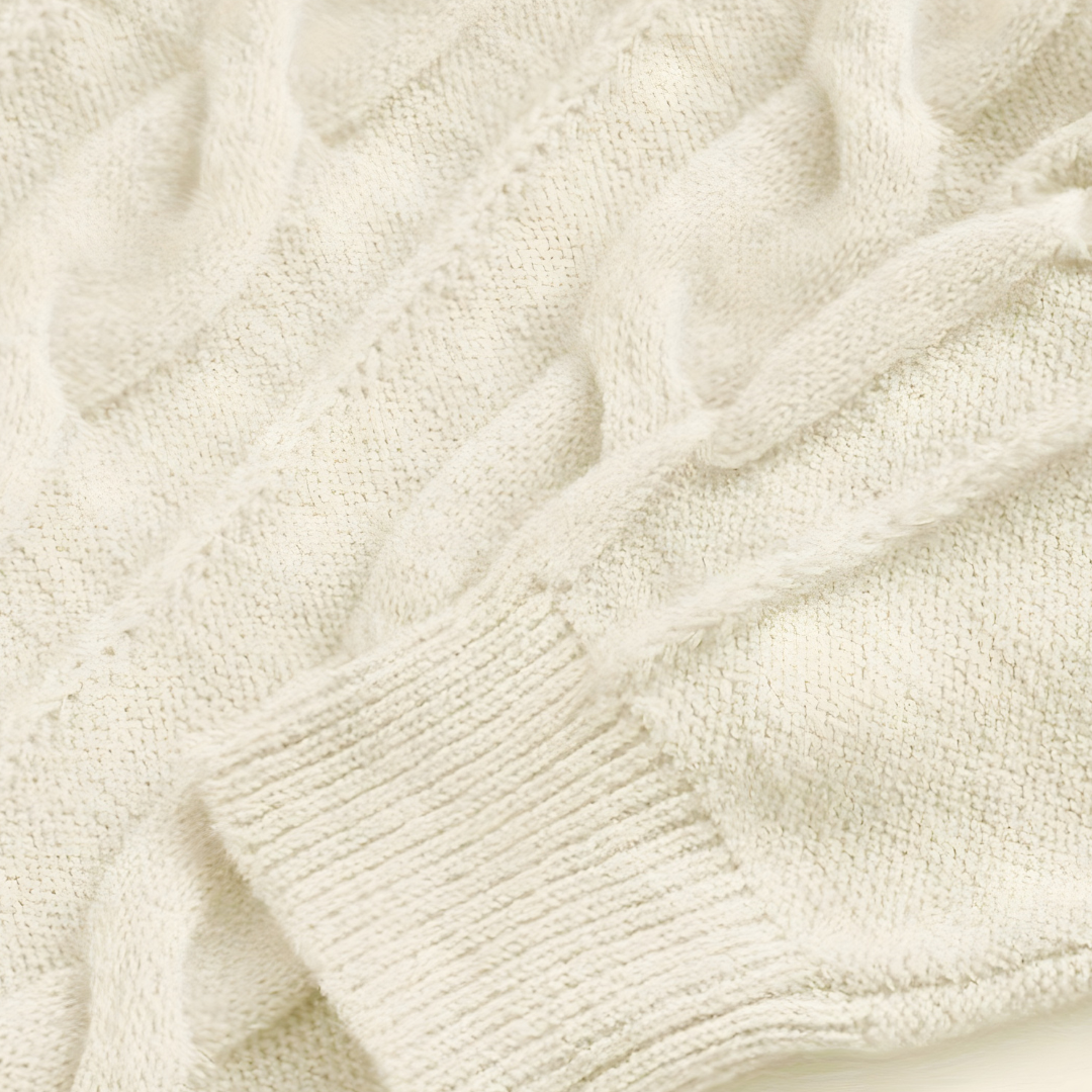 Dame sweater med flettemønster – Strik sweater – Rund halsudskæring