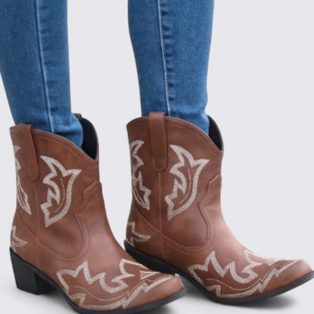 Dame støvler med blokhæle - Western støvler - Bred skaft