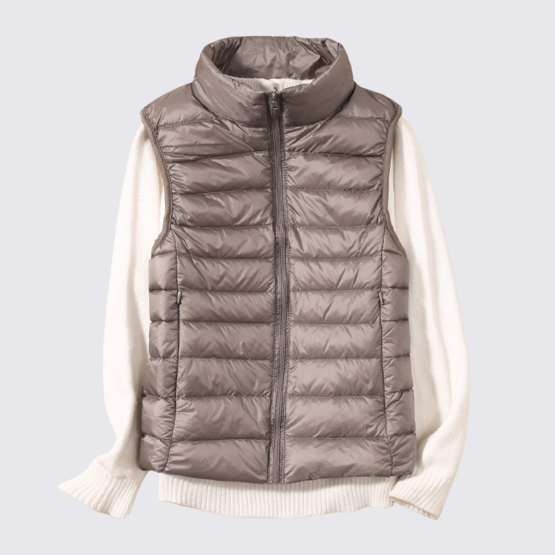 Dame quiltet vest med høj krave - Let polstret - Moderne