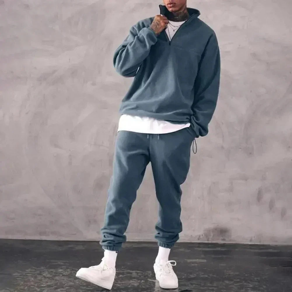 Cleo – Sæt med Blød Sweatshirt og Bukser