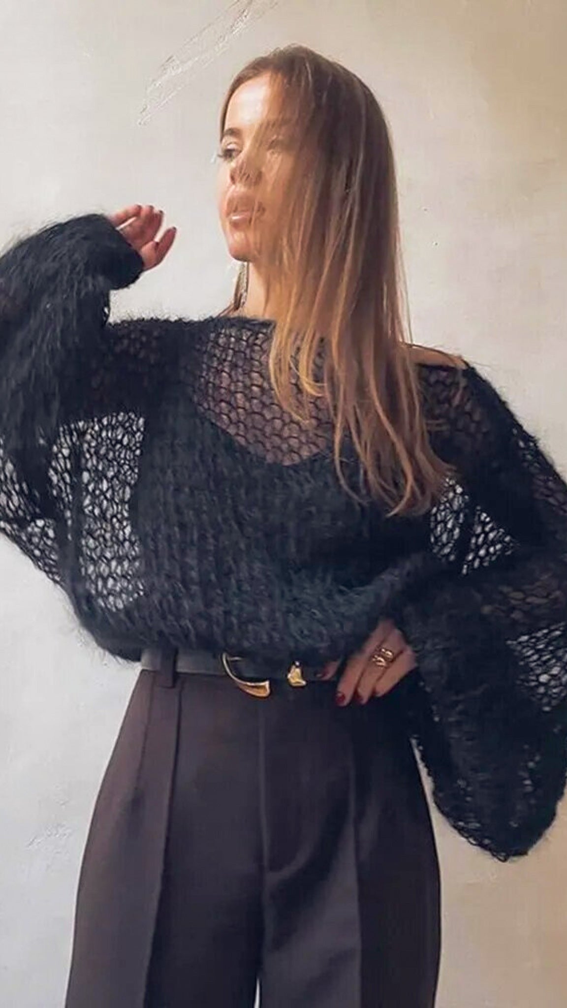 Aurelia – Stickad tröja i mesh med stil