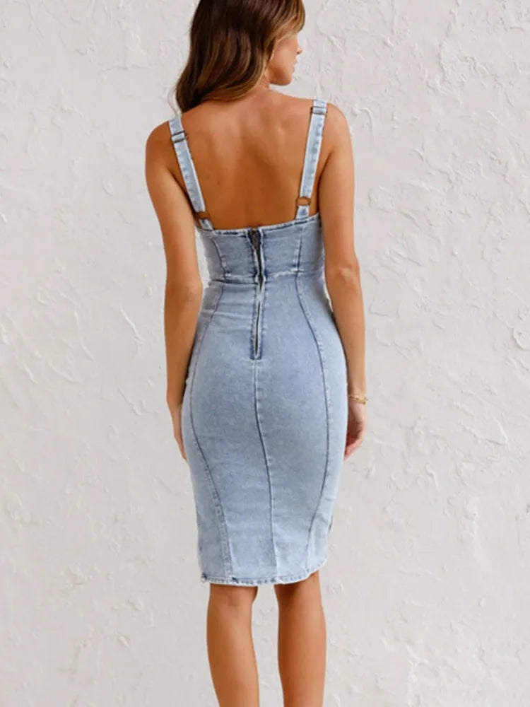 Stilrent Denimklänning för Kvinnor | Modern & Snygg