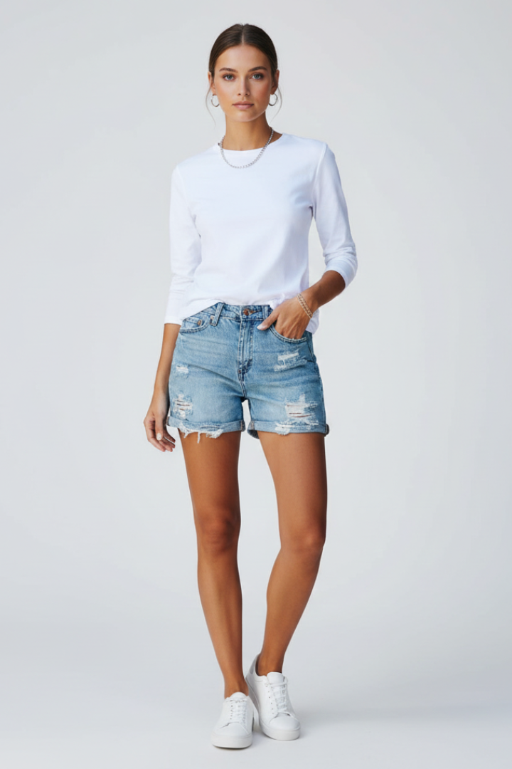 Sofia | Trendiga Shorts med Sliten Look och Fransdetaljer