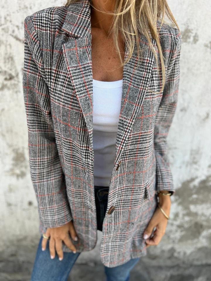 Nora – Elegant Tjekket Vinterjakke