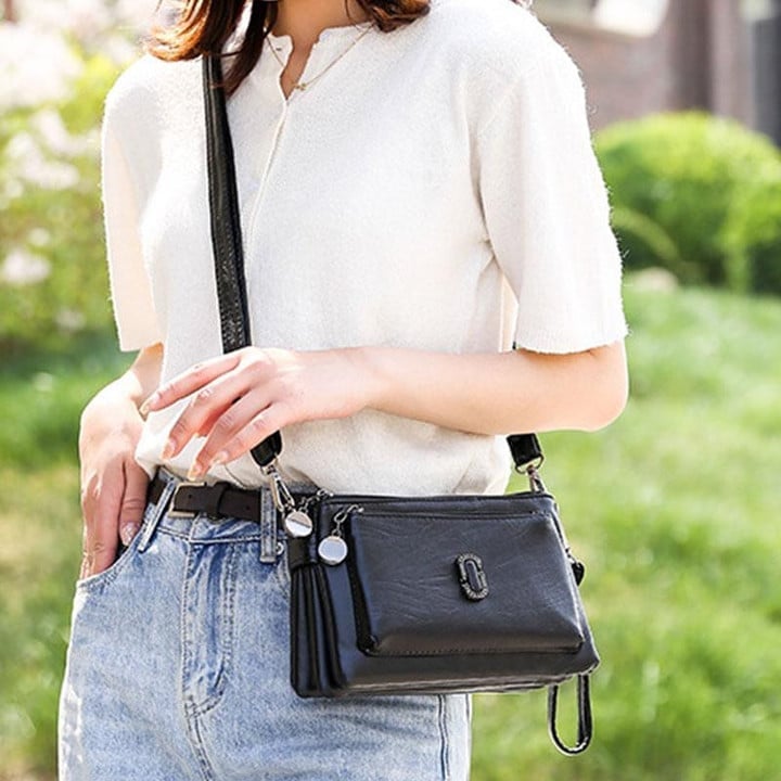 Luna - Stilfuld Crossbody Taske med God Plads