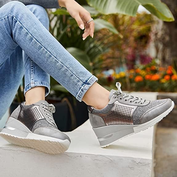 Stilfulde Wedge Sneakers med Platform til Kvinder - NovaElevate