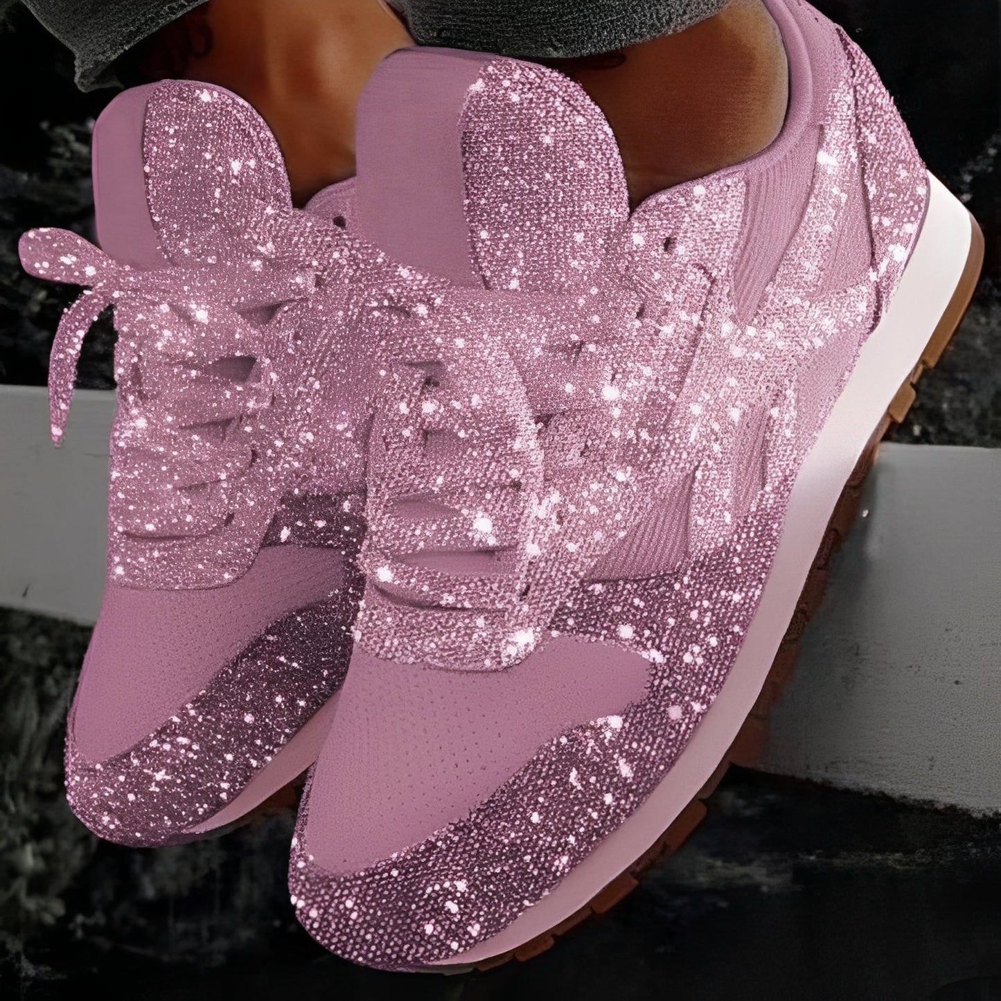 Färgglada Sneakers med Glittrande Detaljer