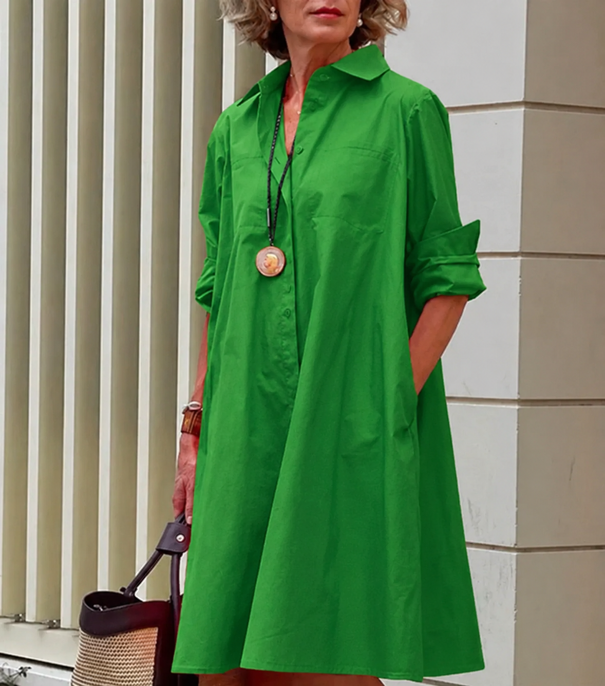 Klassisk Shirtklänning för Kvinnor | Elegant A-Linje med Fickor