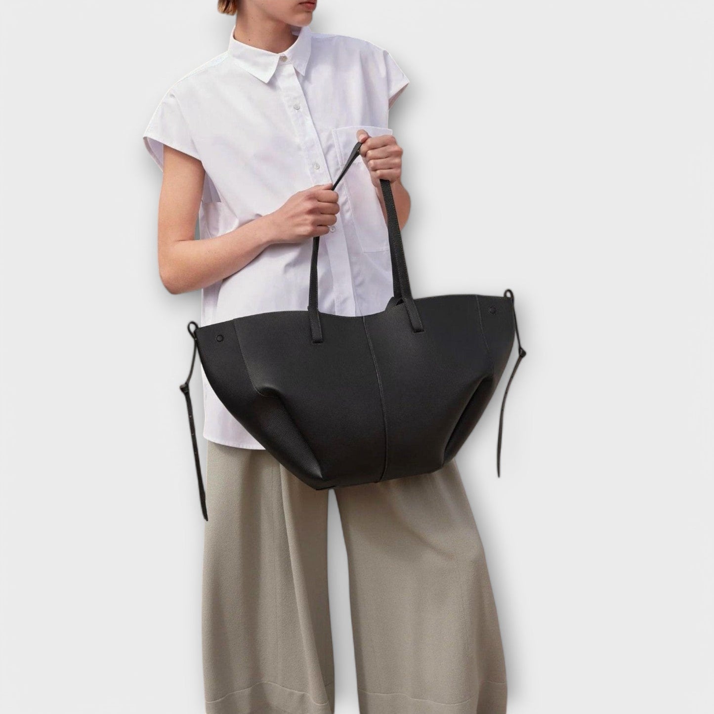 Vivianna | Chic och Rymlig Sommarhandväska
