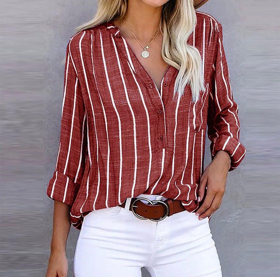 Sienna | Trendig Randig Blus för Sommarmode