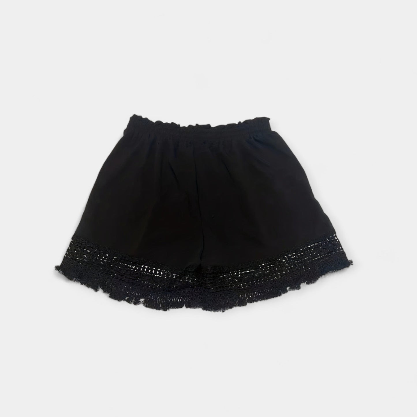 Somriga shorts med bohemiskt broderi – Lätt och elegant