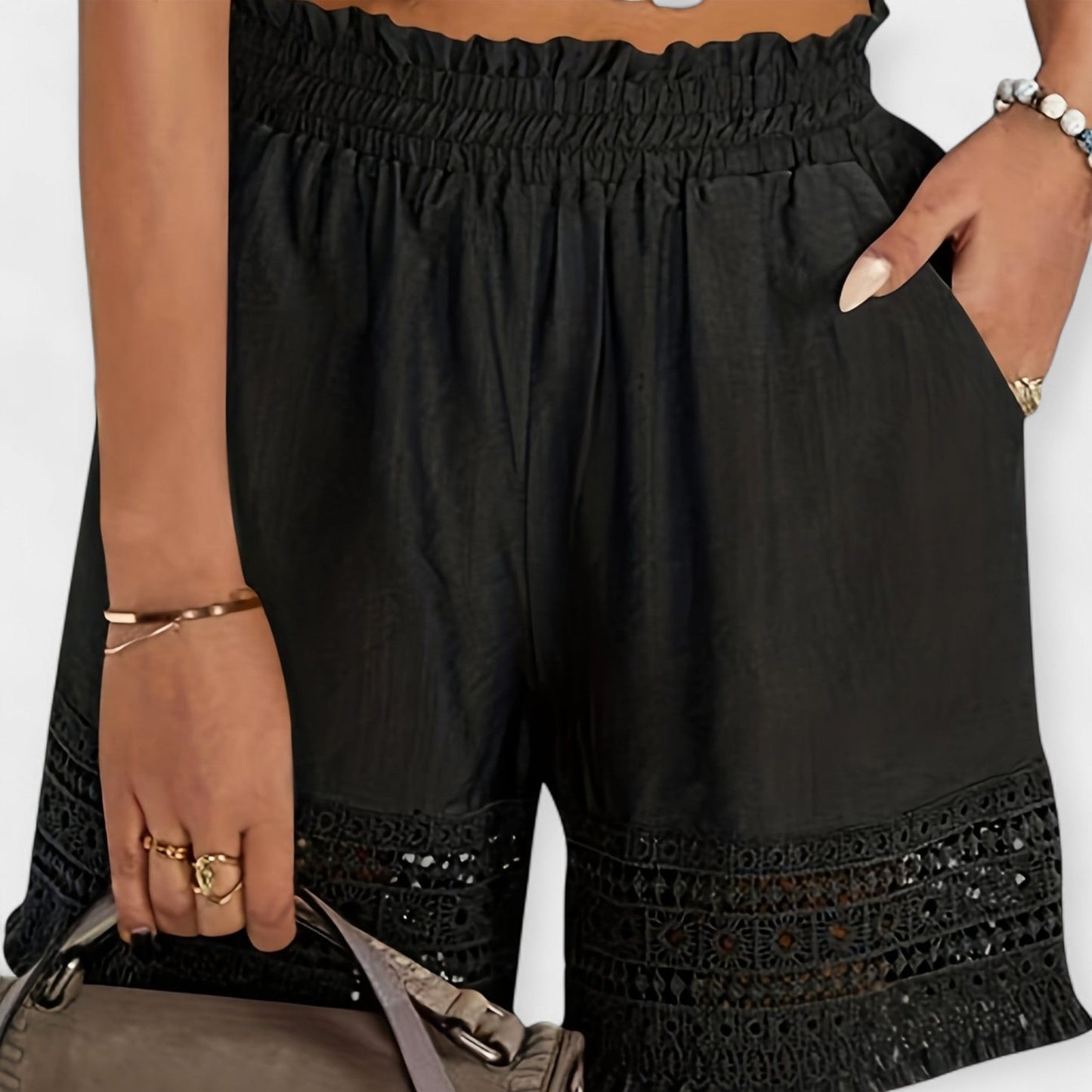 Somriga shorts med bohemiskt broderi – Lätt och elegant