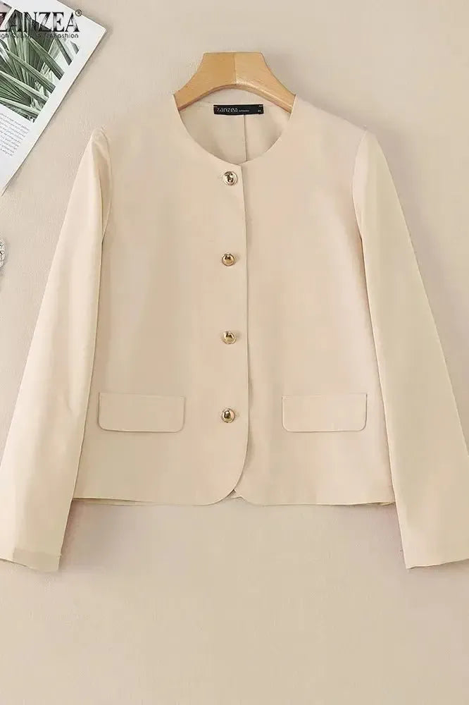 Korte Blazer med Rundede Knapper og Stilfuldt Design