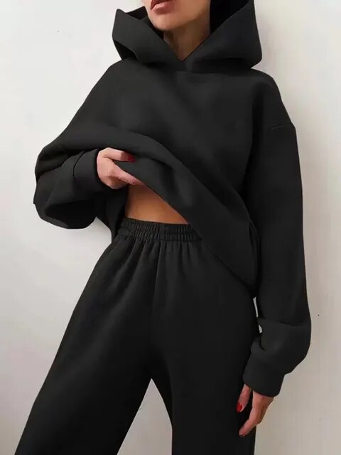 Snyggt oversized set med huvtröja och byxor