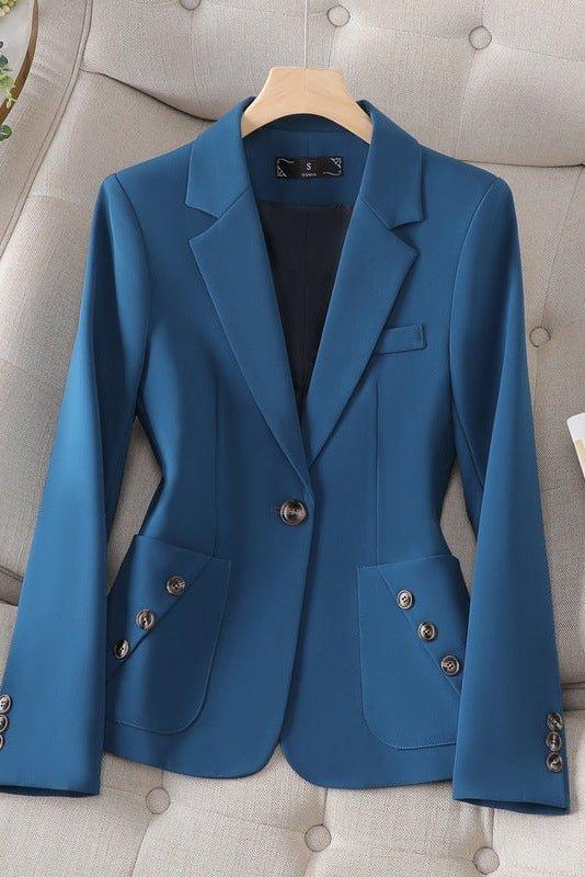 Skræddersyet Blazer med Guldknapper og Moderne Flair