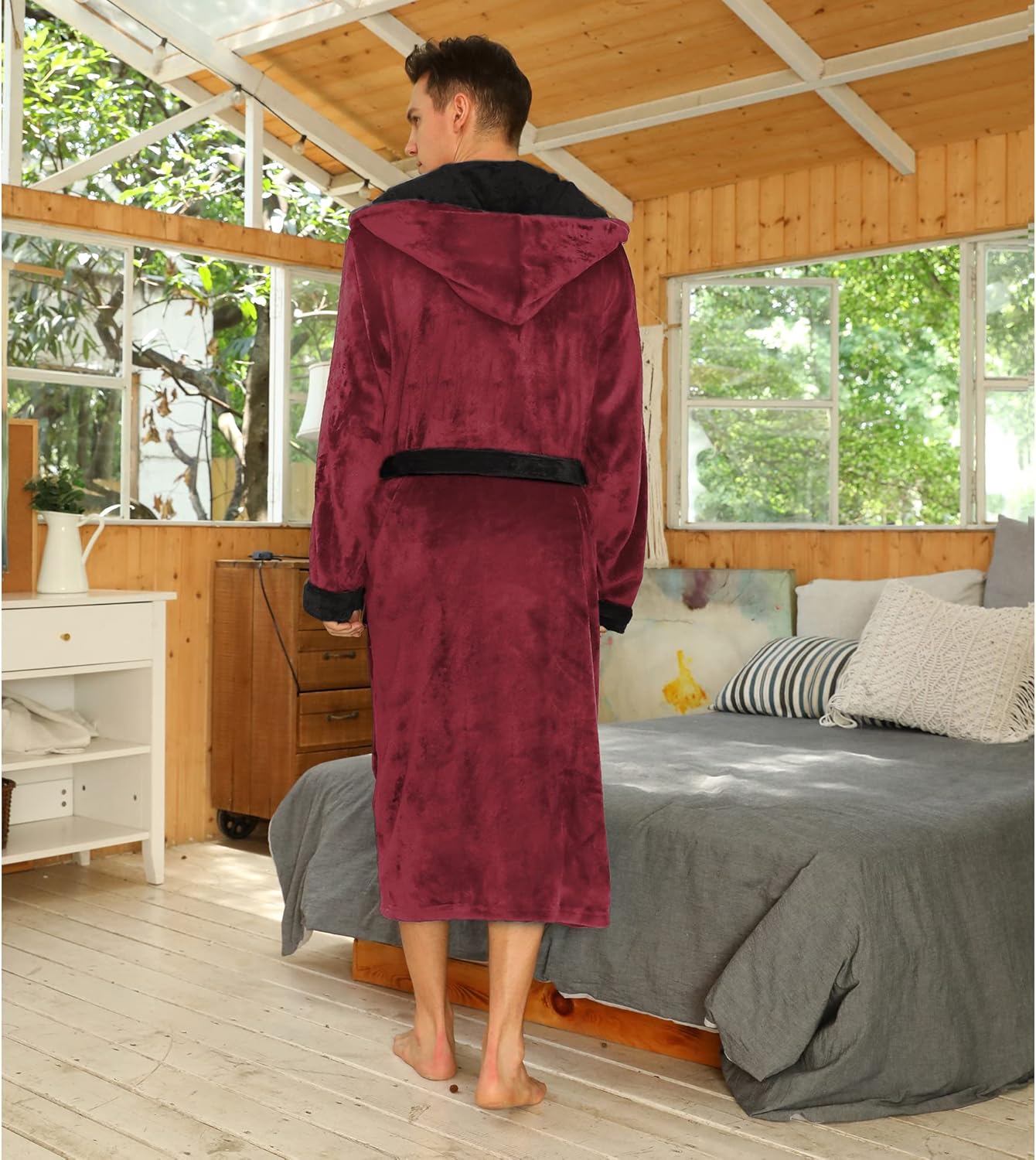 Luxuriös Fleece-Bademantel med Kapuschong