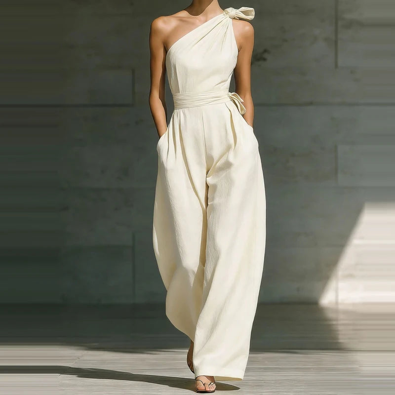 Elegant Jumpsuit för Festligheter med Asymmetrisk Axel