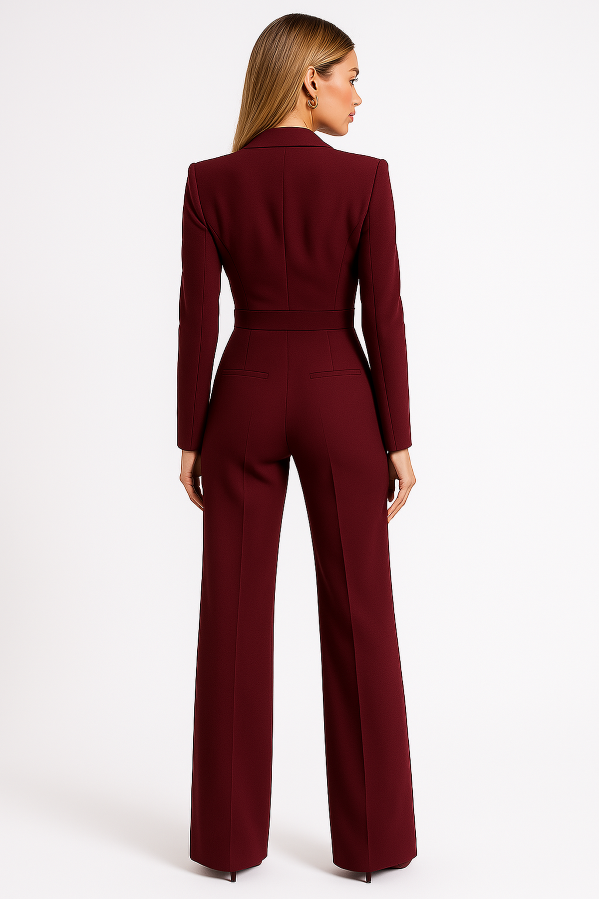 Feminint Jumpsuit med Skulptural Silhuett
