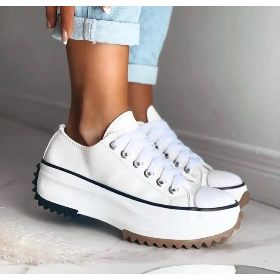 Tyra | Elevate Ditt Utseende med Stiliga Sneakers