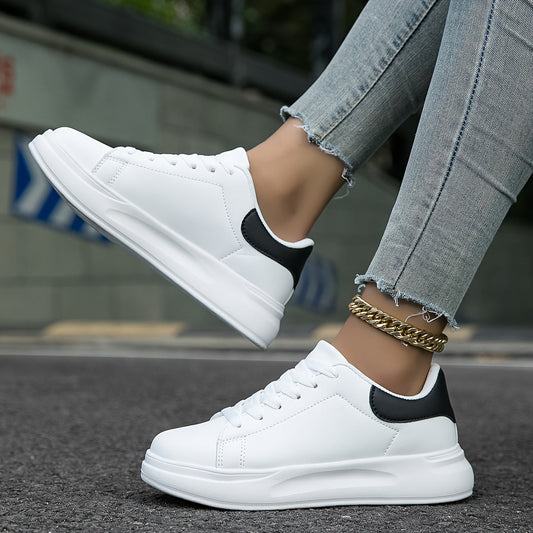 Eleganta lädersneakers i vitt - Lätta och bekväma