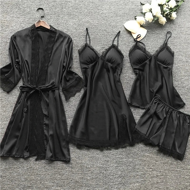Luksuriøst satin sæt med kimono, top og bukser