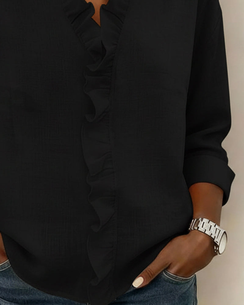 Sophie | Elegant Blus med V-ringning och Volanger