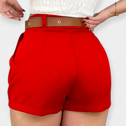 Eleganta shorts med midjebälte – ditt sommarstatement