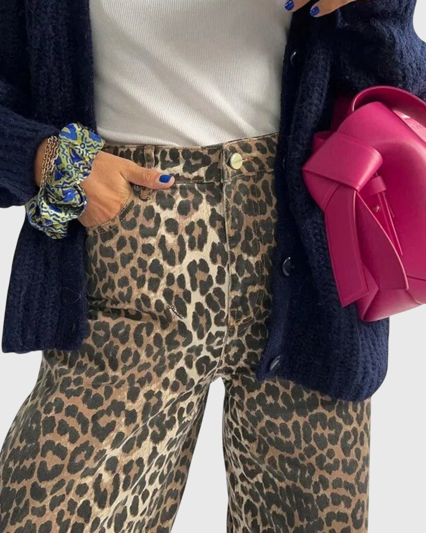 Leopardmønstrede Bukser – Din Nye Modefavorit